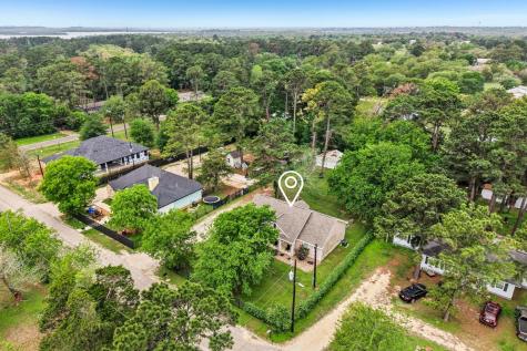 112 Twin Lakes Lane Bastrop TX 78602