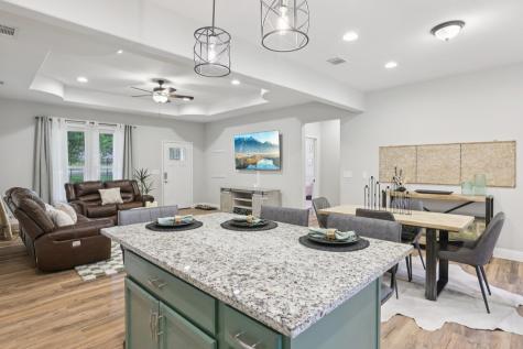 112 Twin Lakes Lane Bastrop TX 78602
