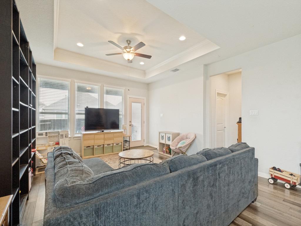 206 Beechnut Drive Buda TX 78610