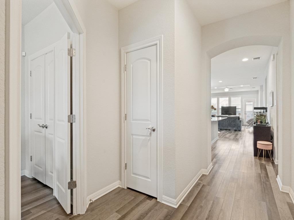 206 Beechnut Drive Buda TX 78610