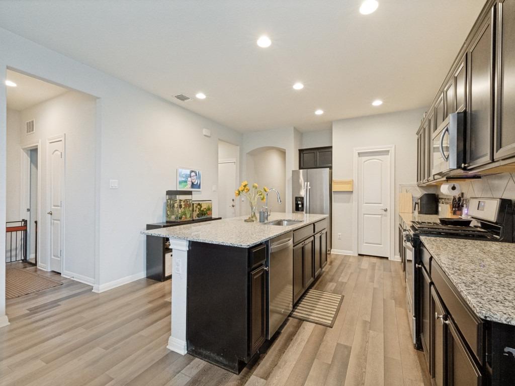 206 Beechnut Drive Buda TX 78610