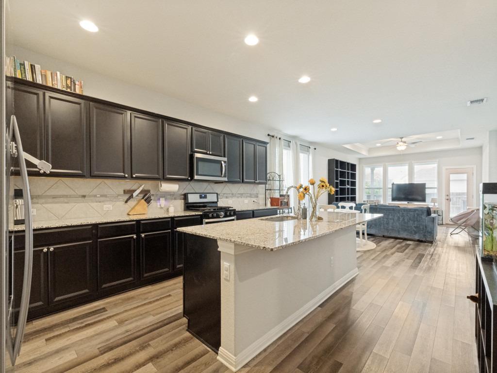 206 Beechnut Drive Buda TX 78610