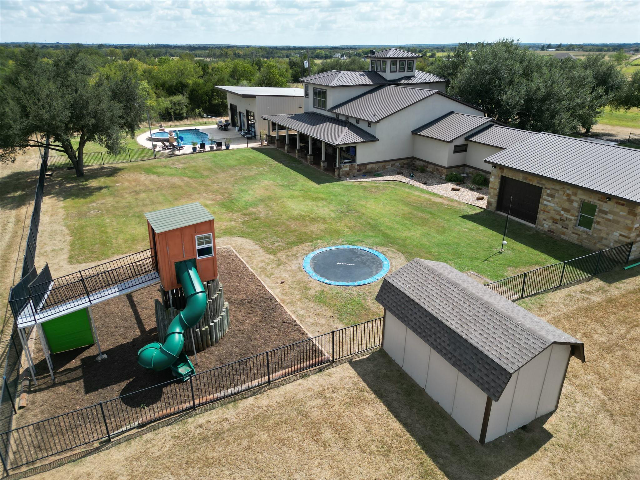 1124 County Road 301 Elgin TX 78621