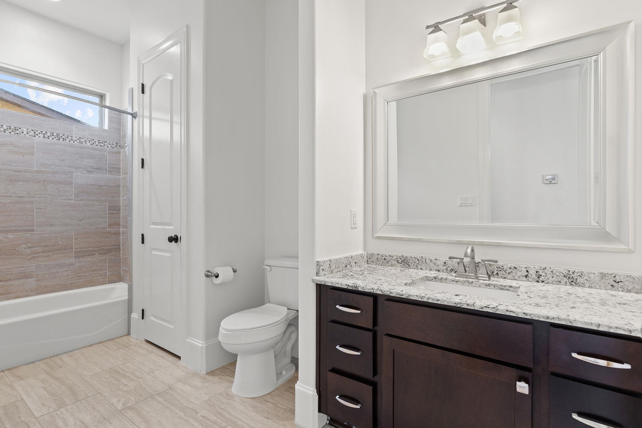 1124 County Road 301 Elgin TX 78621