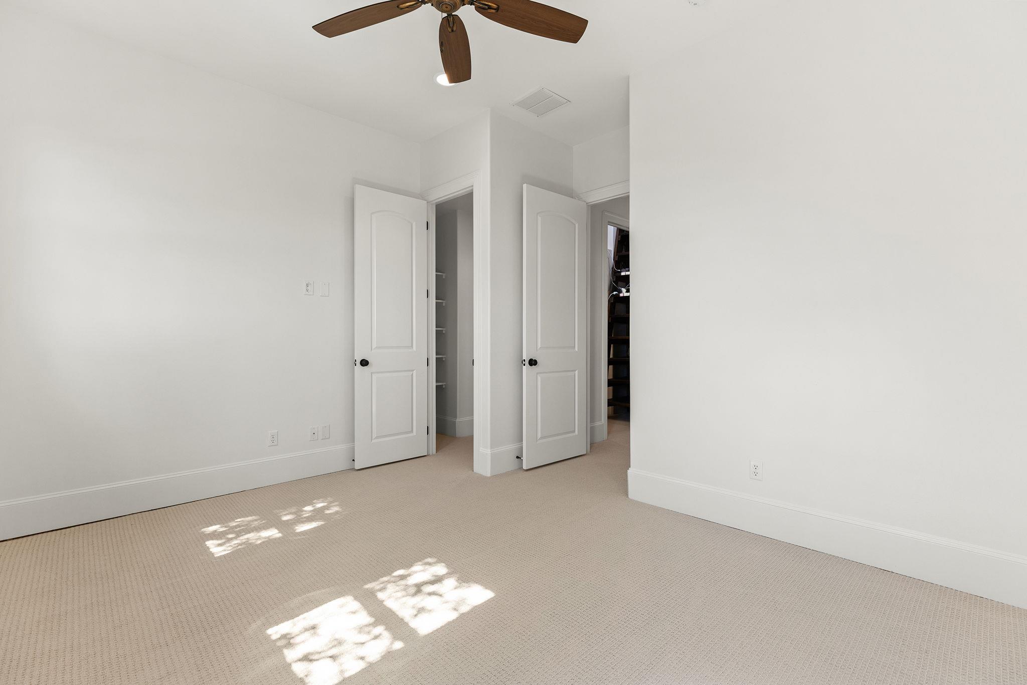 1124 County Road 301 Elgin TX 78621