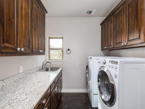 213 Angela Drive Liberty Hill TX 78642