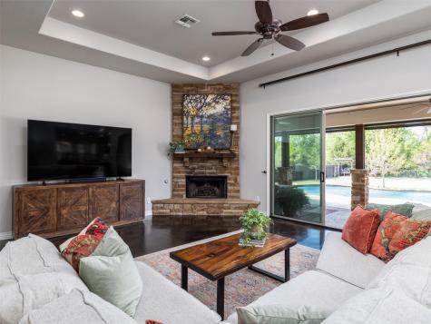 213 Angela Drive Liberty Hill TX 78642