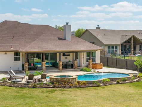 213 Angela Drive Liberty Hill TX 78642