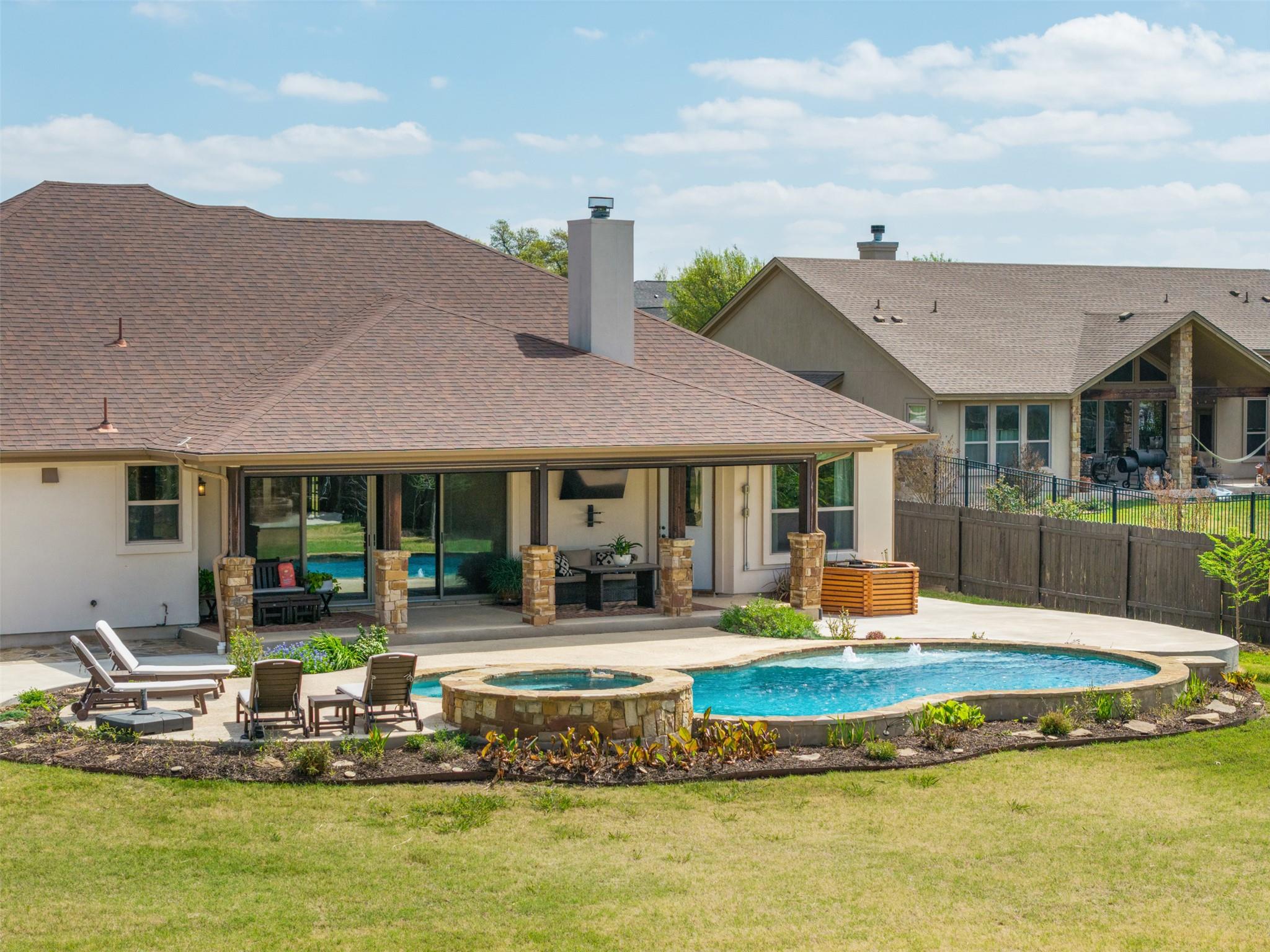 213 Angela Drive Liberty Hill TX 78642