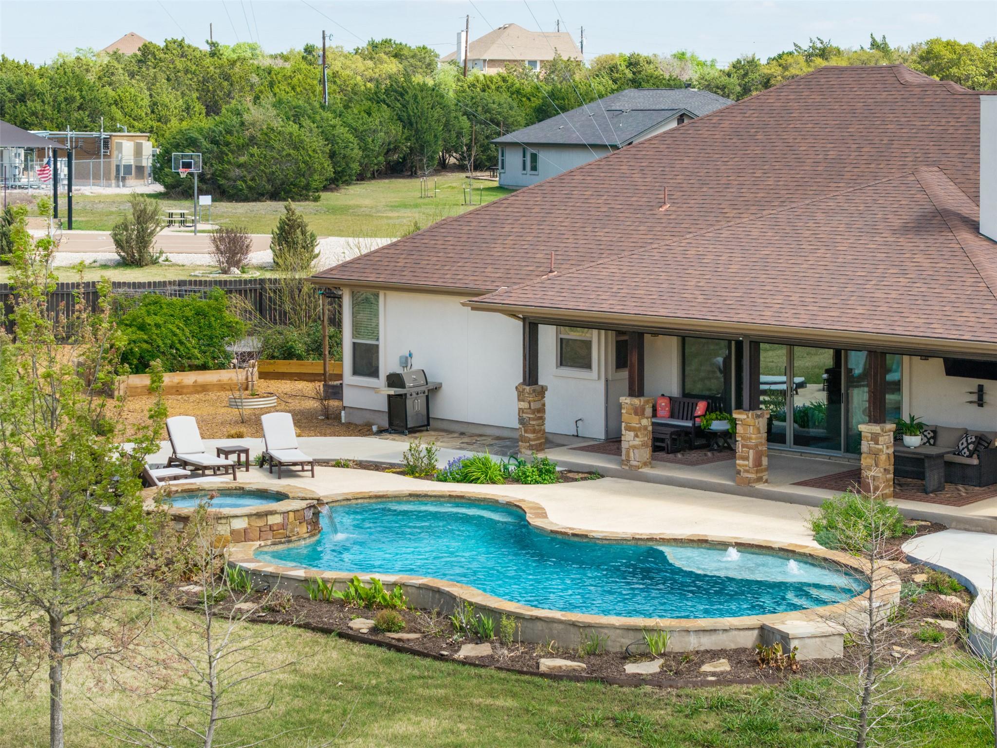 213 Angela Drive Liberty Hill TX 78642