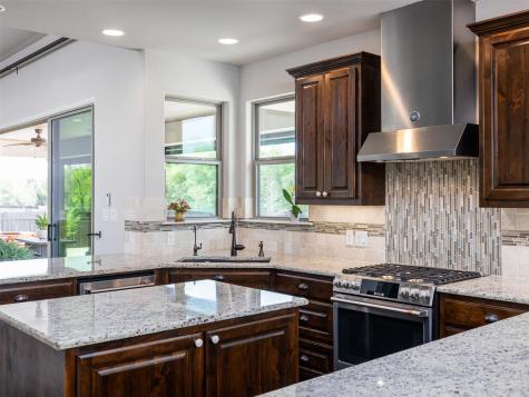 213 Angela Drive Liberty Hill TX 78642