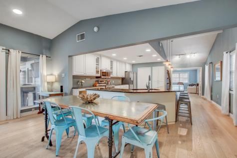 2104 W 10th Street Austin TX 78703