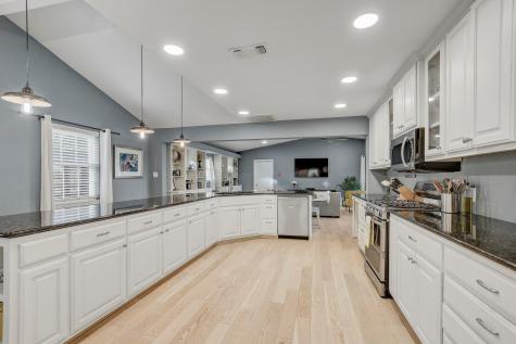 2104 W 10th Street Austin TX 78703