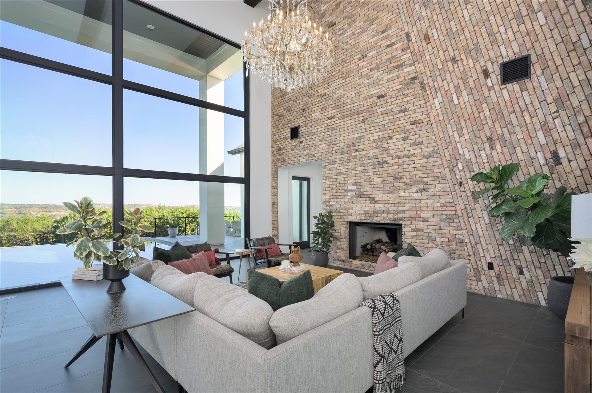 4300 Derrick Cove Spicewood TX 78669