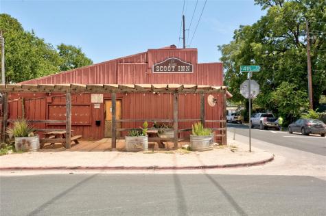 2705 E 2nd Street Austin TX 78702