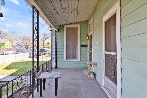 2705 E 2nd Street Austin TX 78702