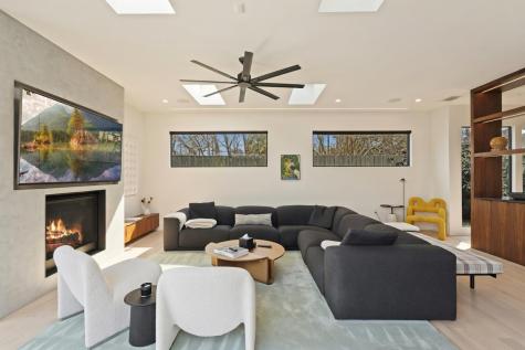 30 Chalmers Avenue Austin TX 78702