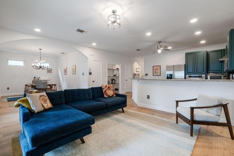 72 San Saba Street Austin TX 78702