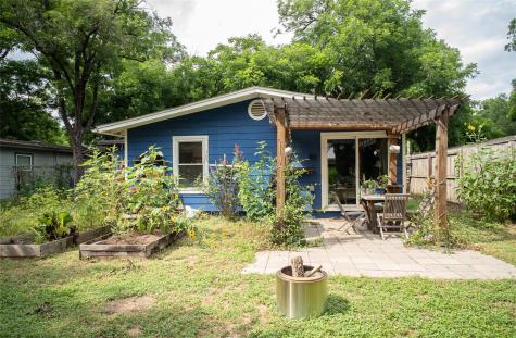 3303 Thompson Street Austin TX 78702