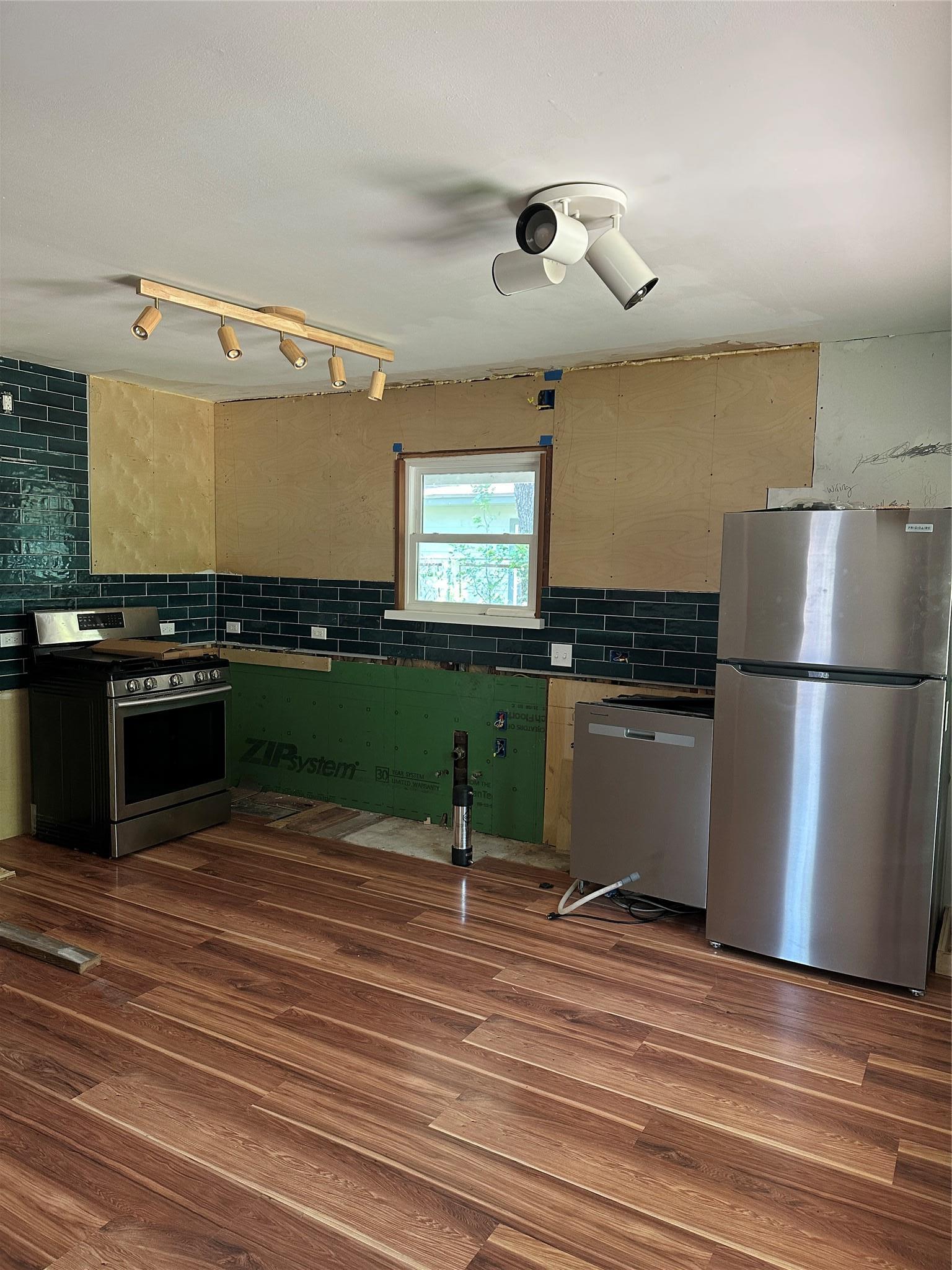3303 Thompson Street Austin TX 78702