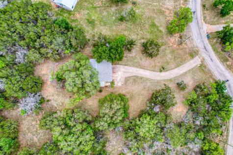 204 W Lakeshore Drive Llano TX 78643