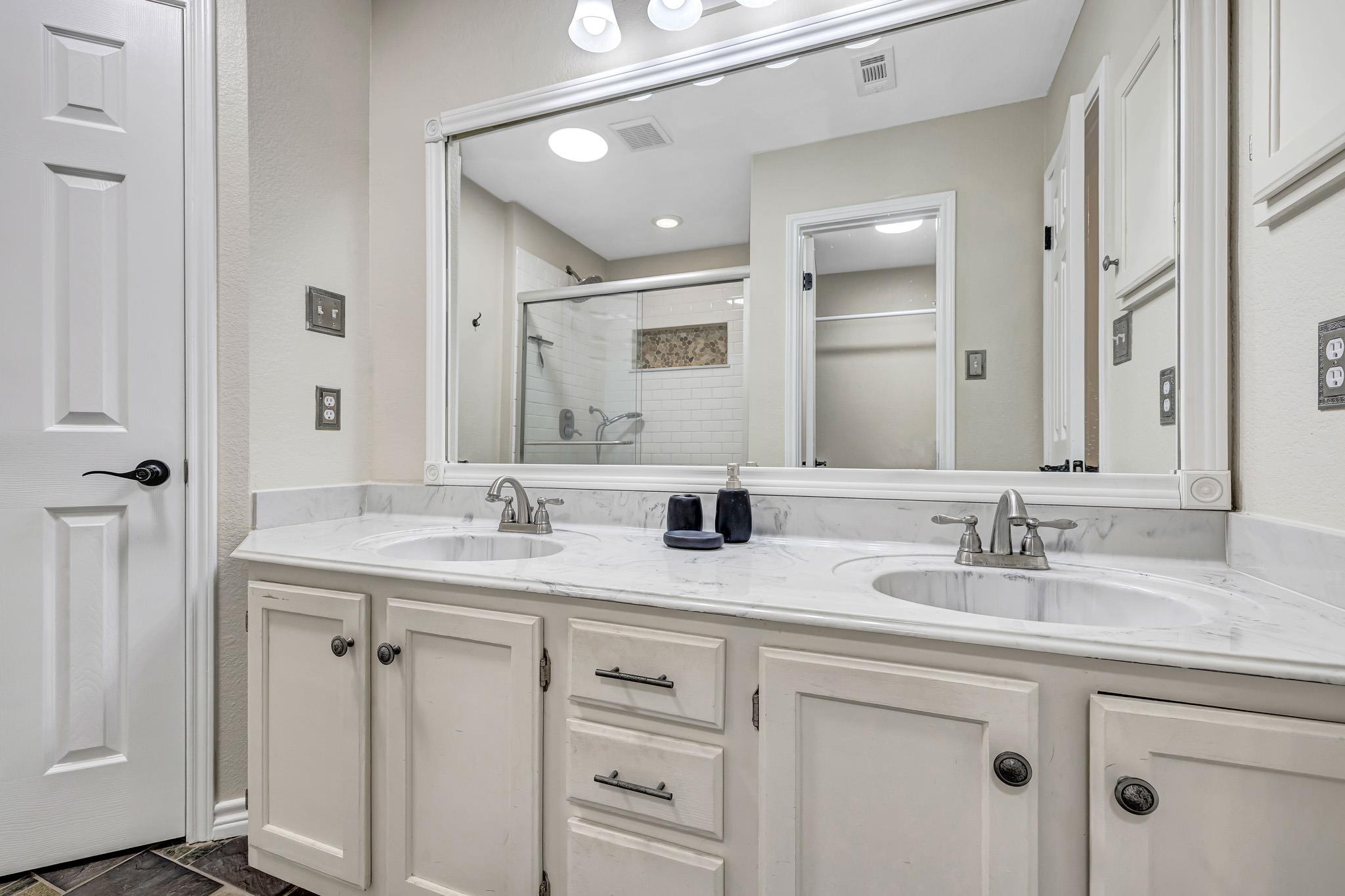1519 Black Locust Drive E Pflugerville TX 78660