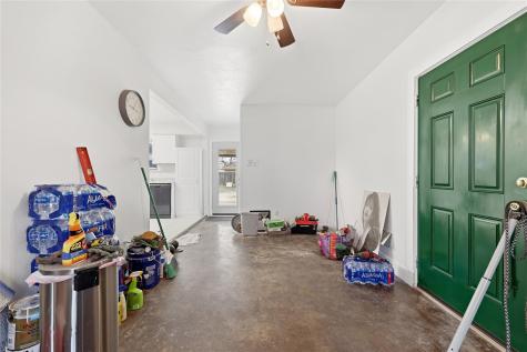 1115 Sycamore Street San Marcos TX 78666