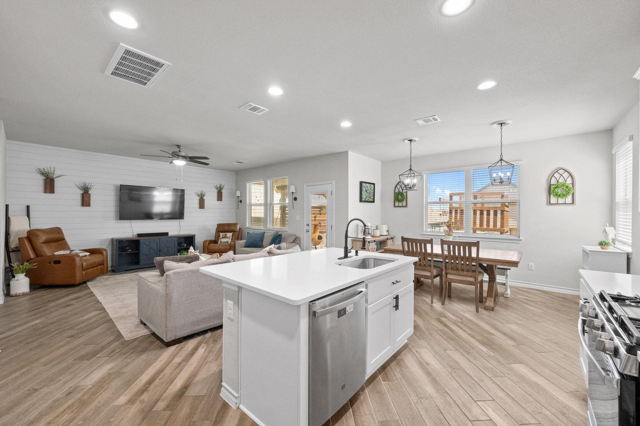 187 Buttonwood Drive Buda TX 78610