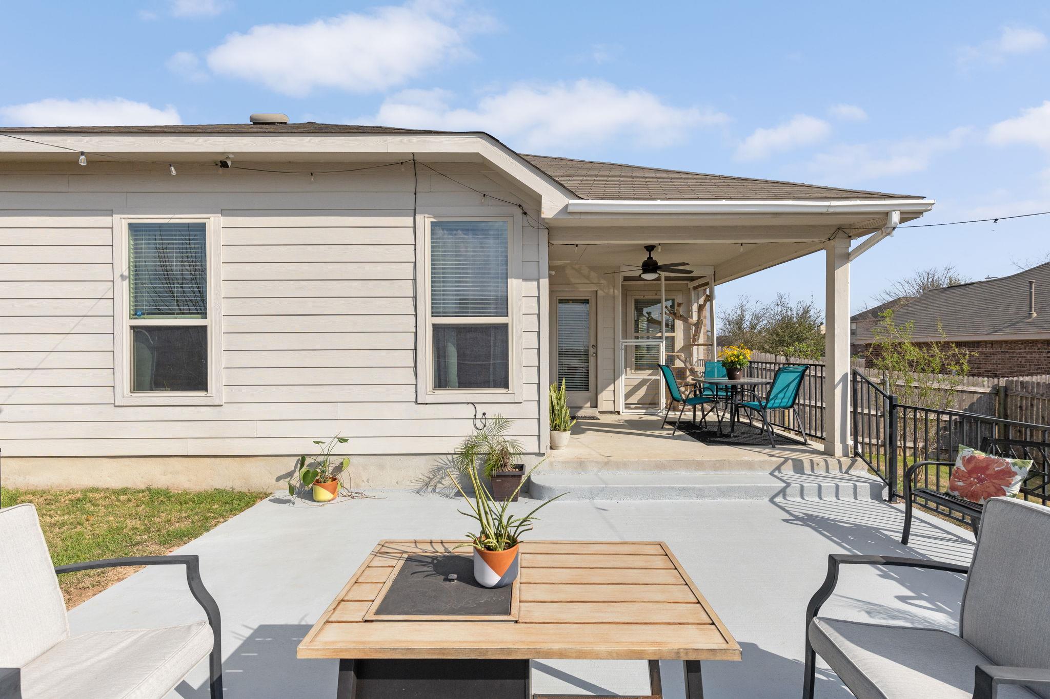 297 Coral Stone Trail Buda TX 78610