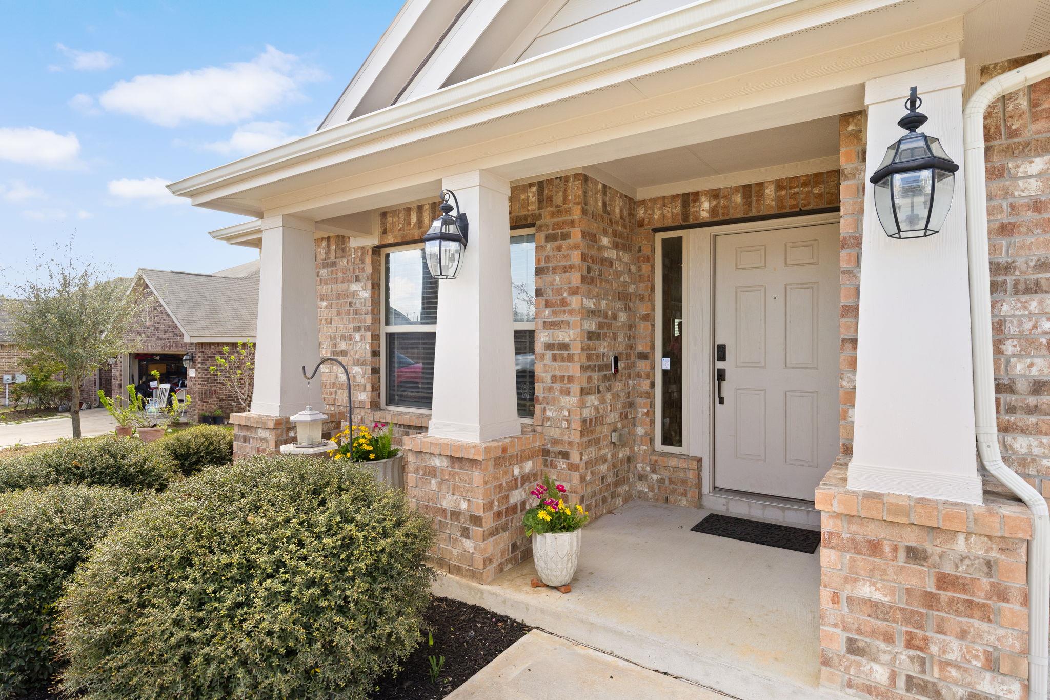 297 Coral Stone Trail Buda TX 78610