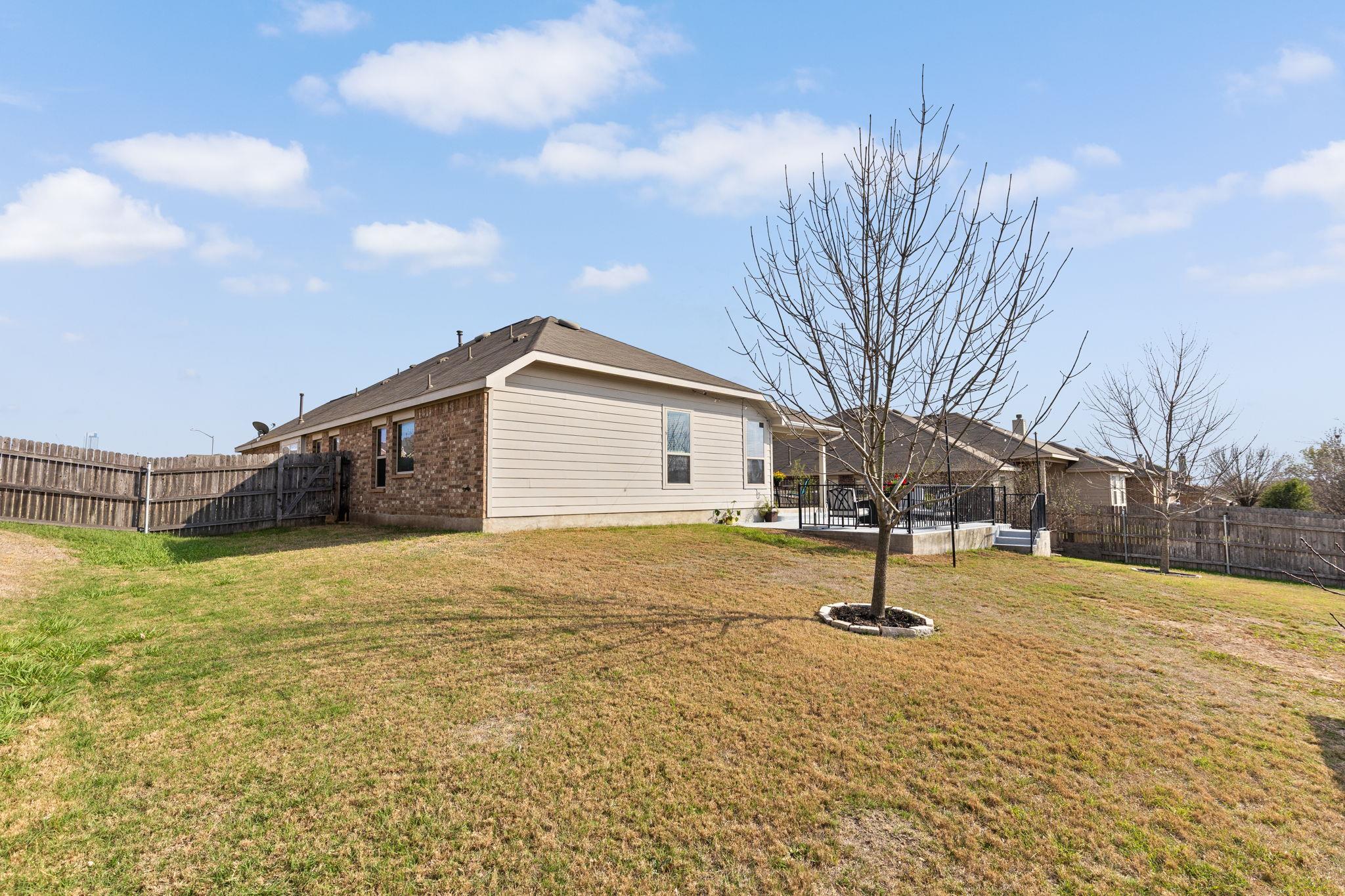297 Coral Stone Trail Buda TX 78610