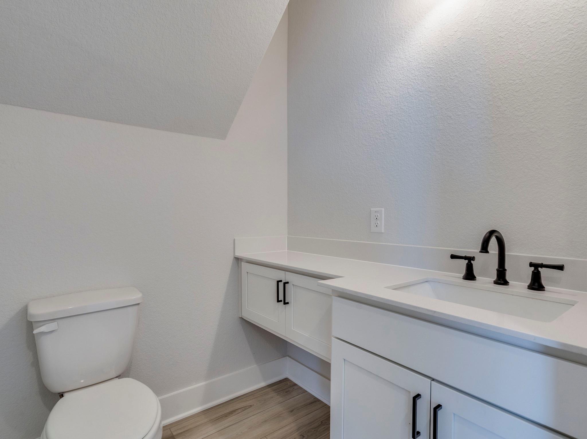 206 E Wonsley Drive Austin TX 78753