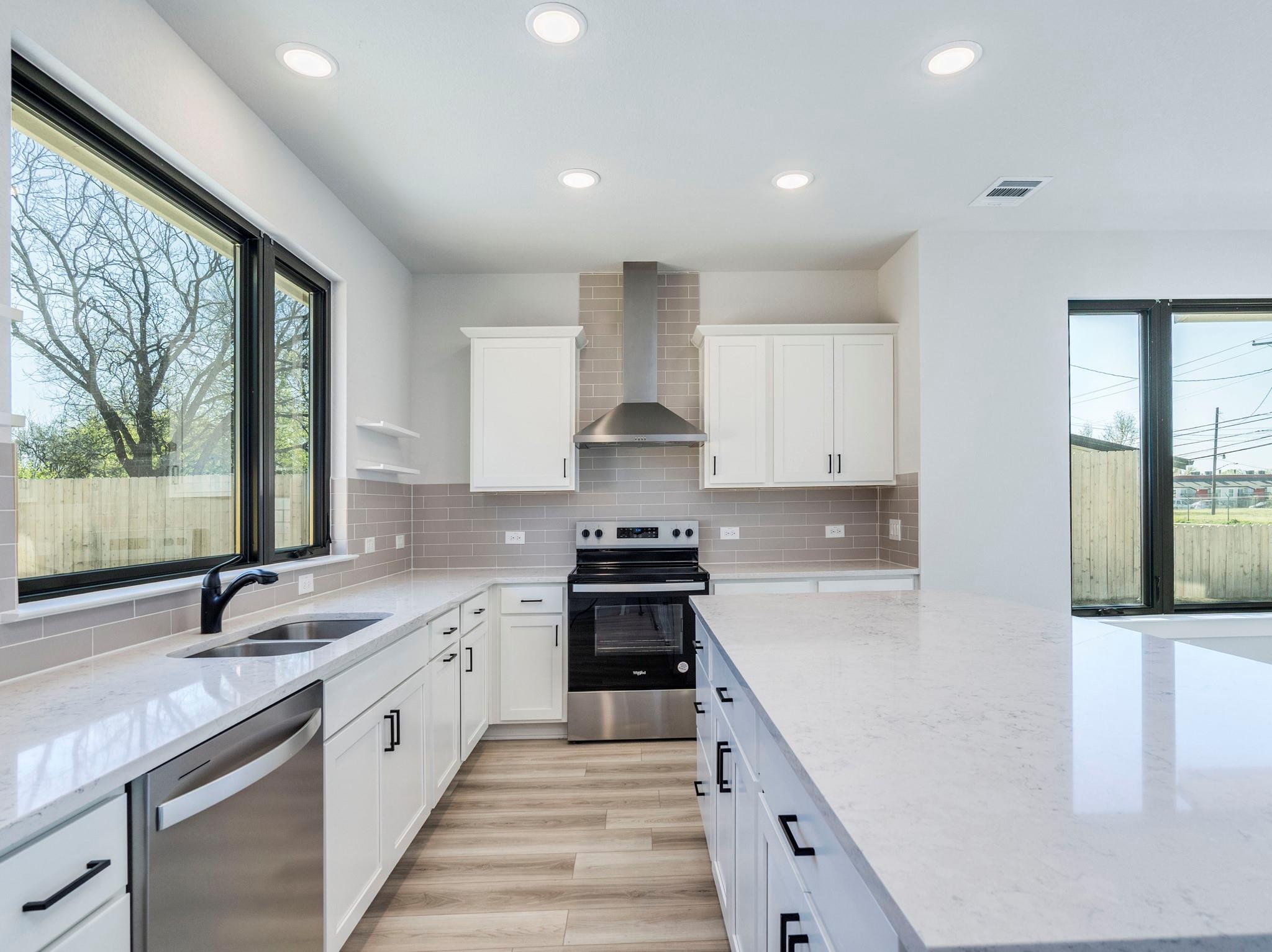 206 E Wonsley Drive Austin TX 78753