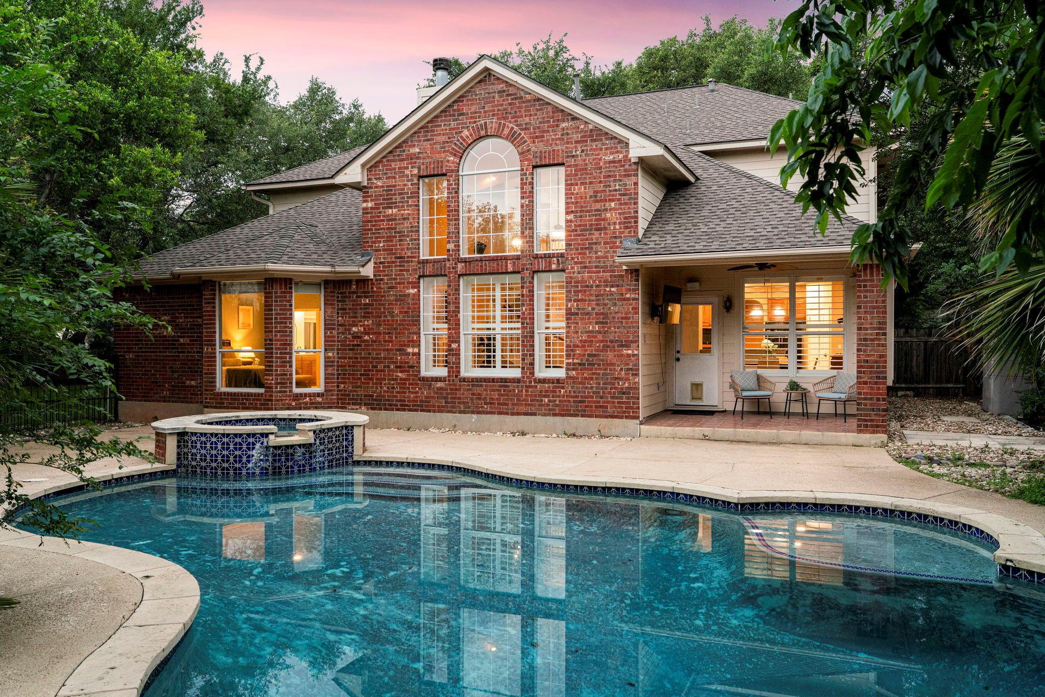 5800 Anselm Court Austin TX 78739