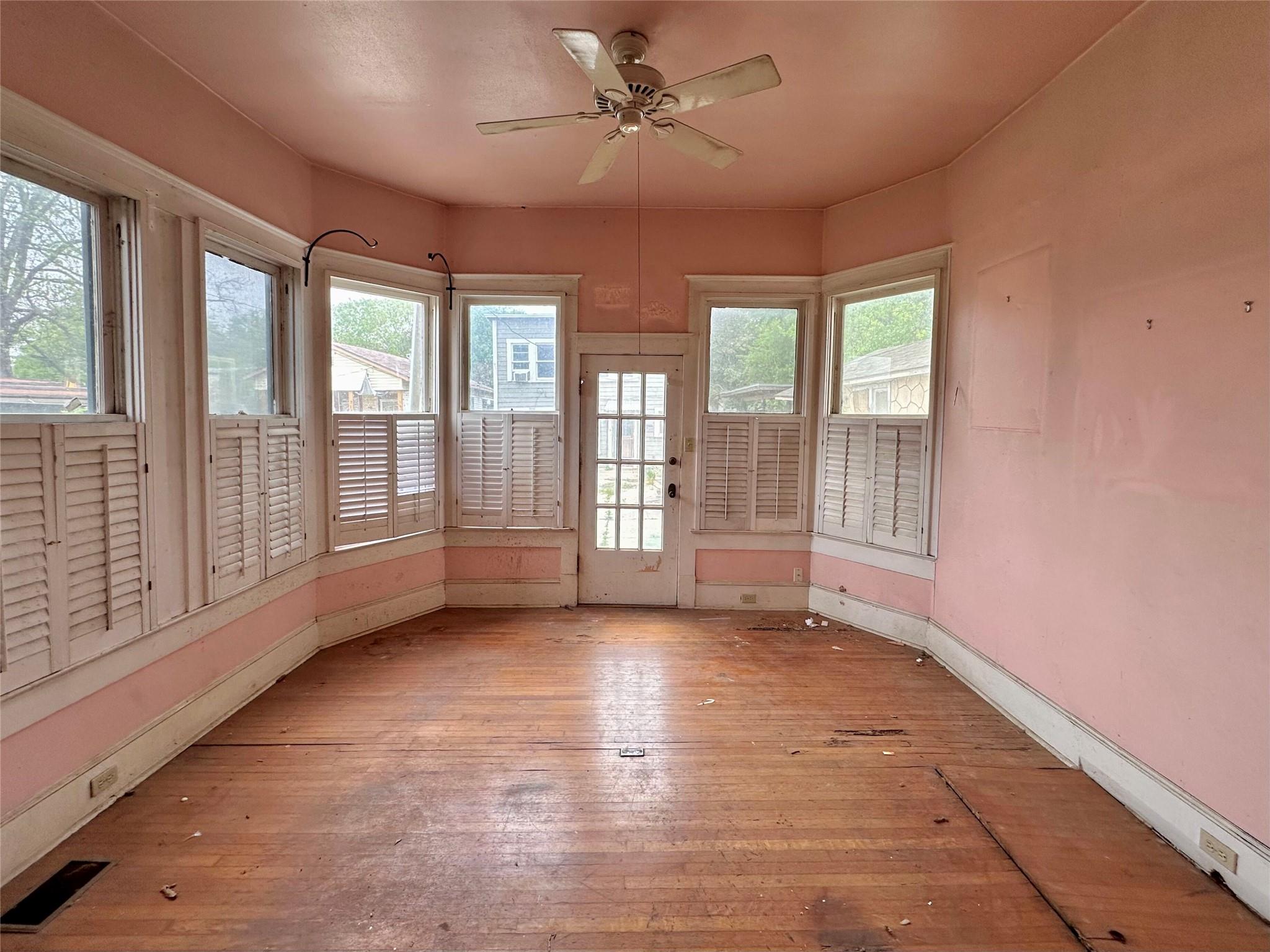 727 N Pine Street San Antonio TX 78202