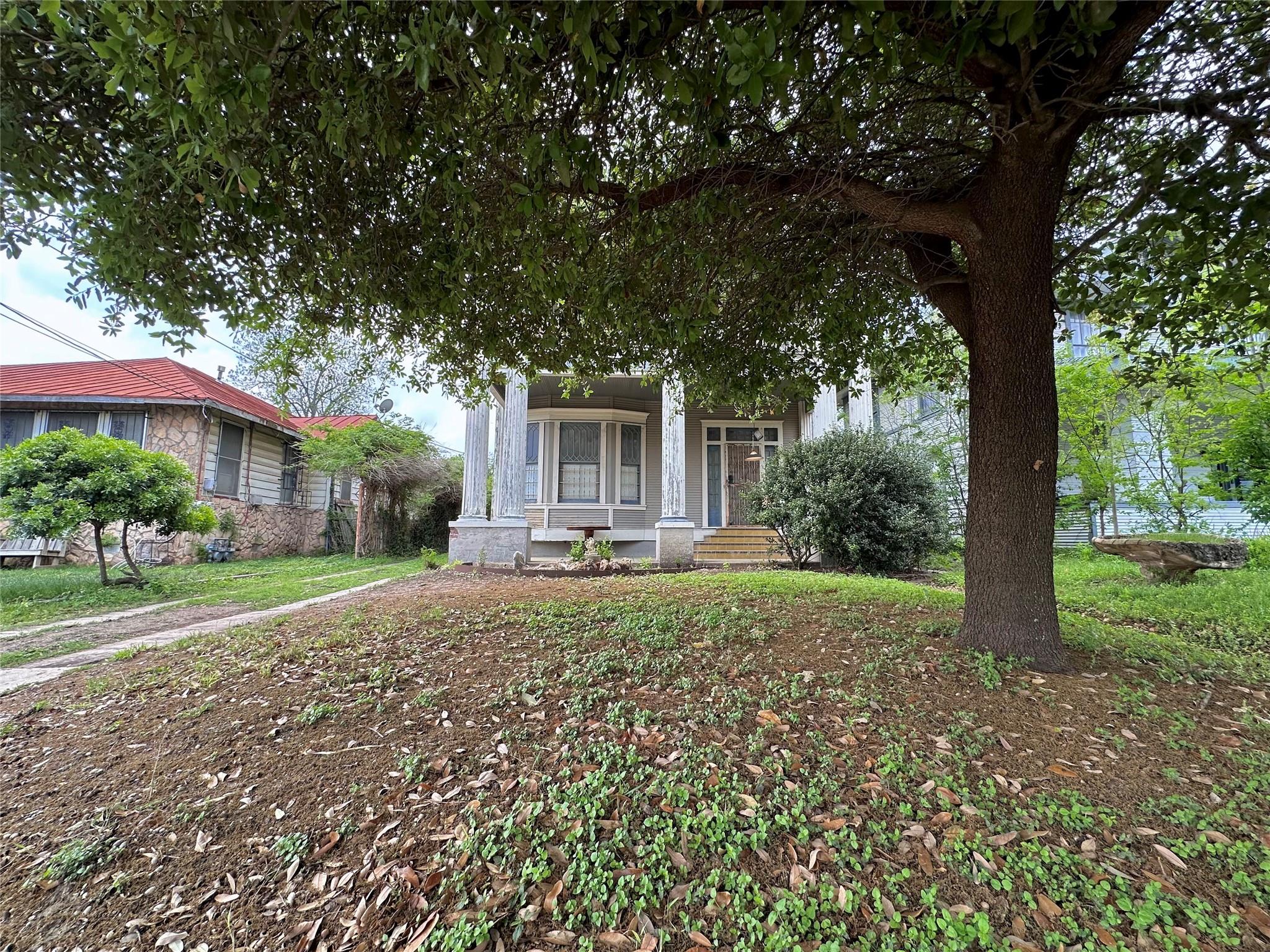727 N Pine Street San Antonio TX 78202
