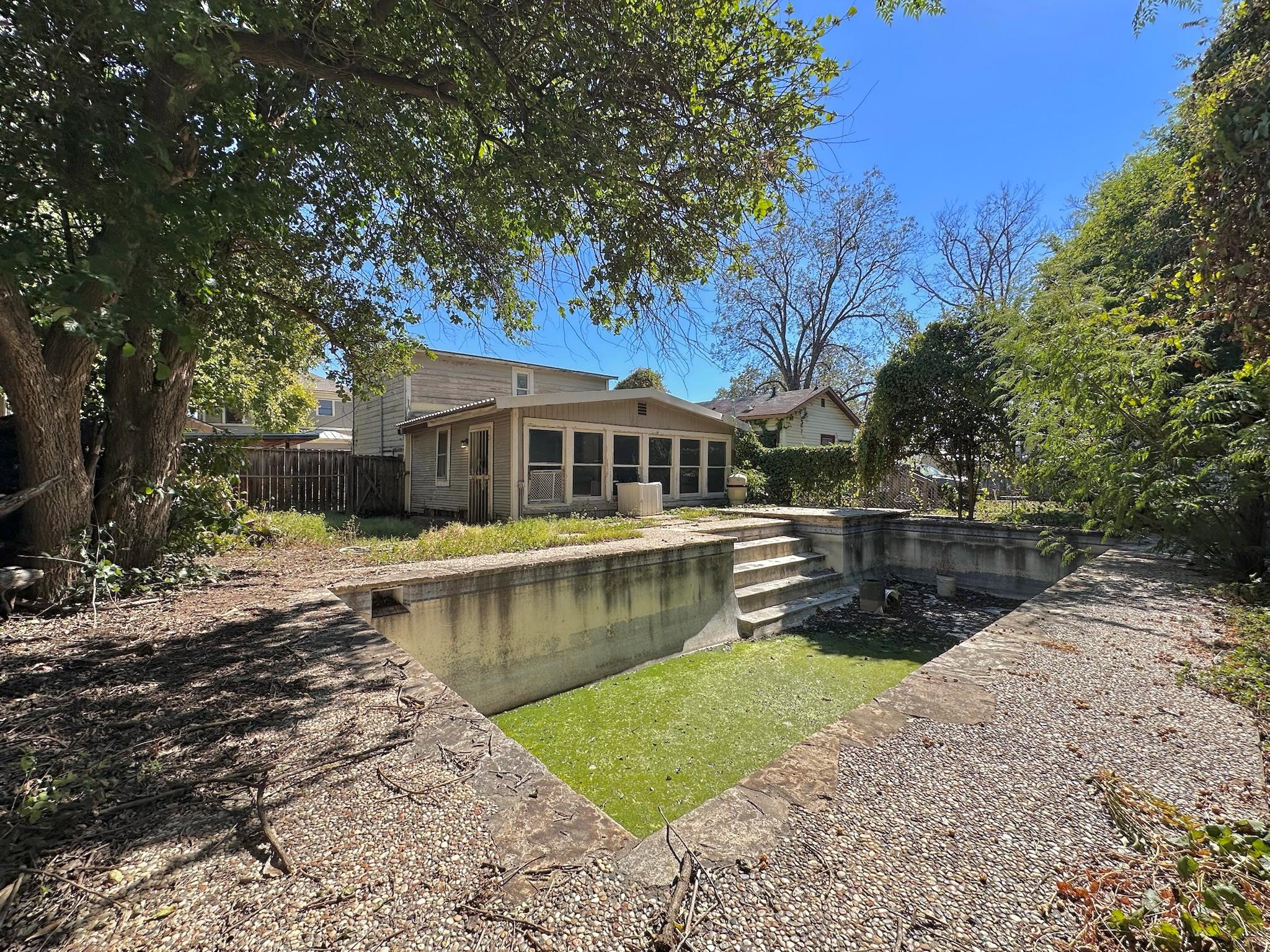 727 N Pine Street San Antonio TX 78202