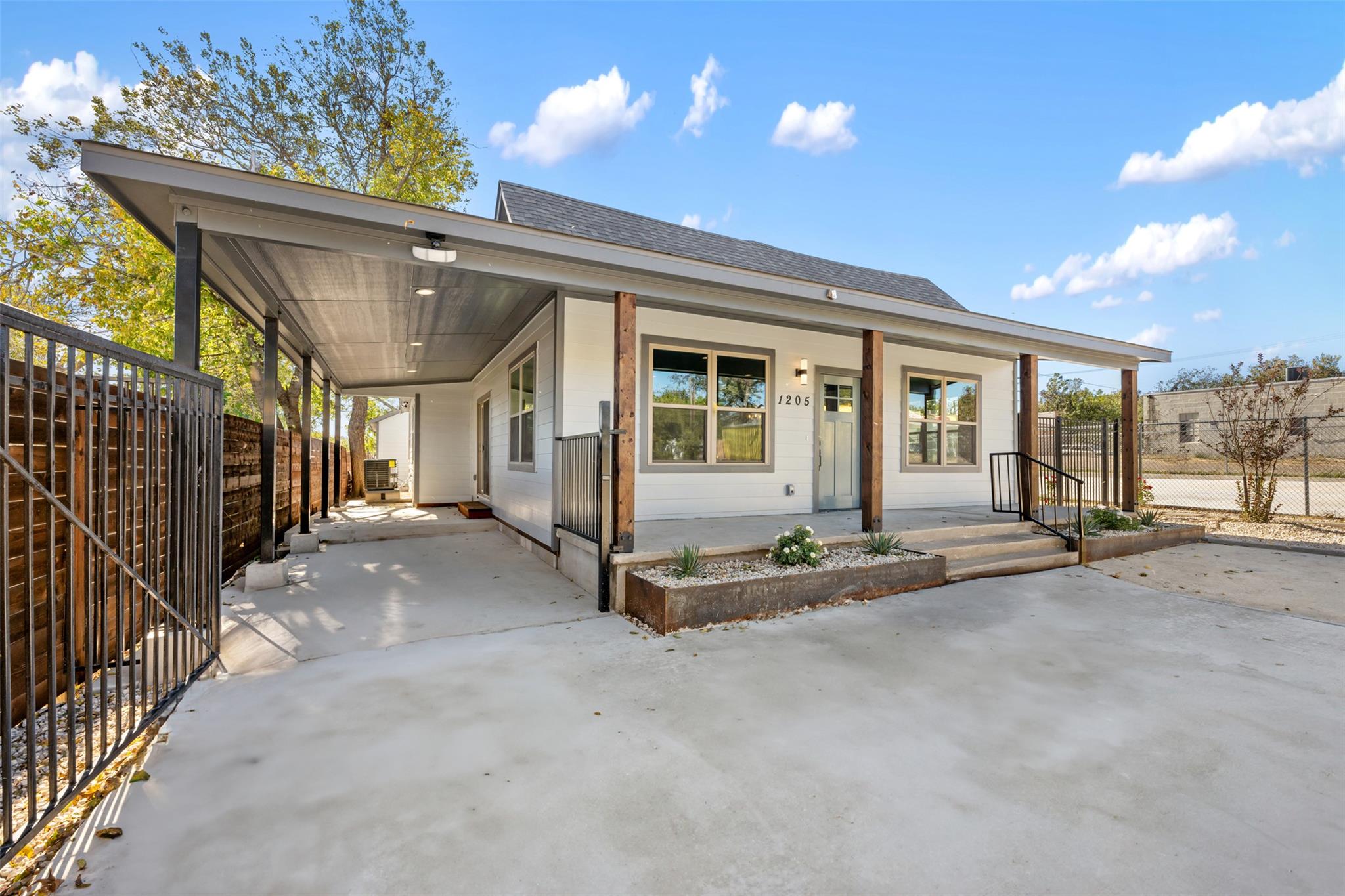 1205 W Avenue G Temple TX 76504