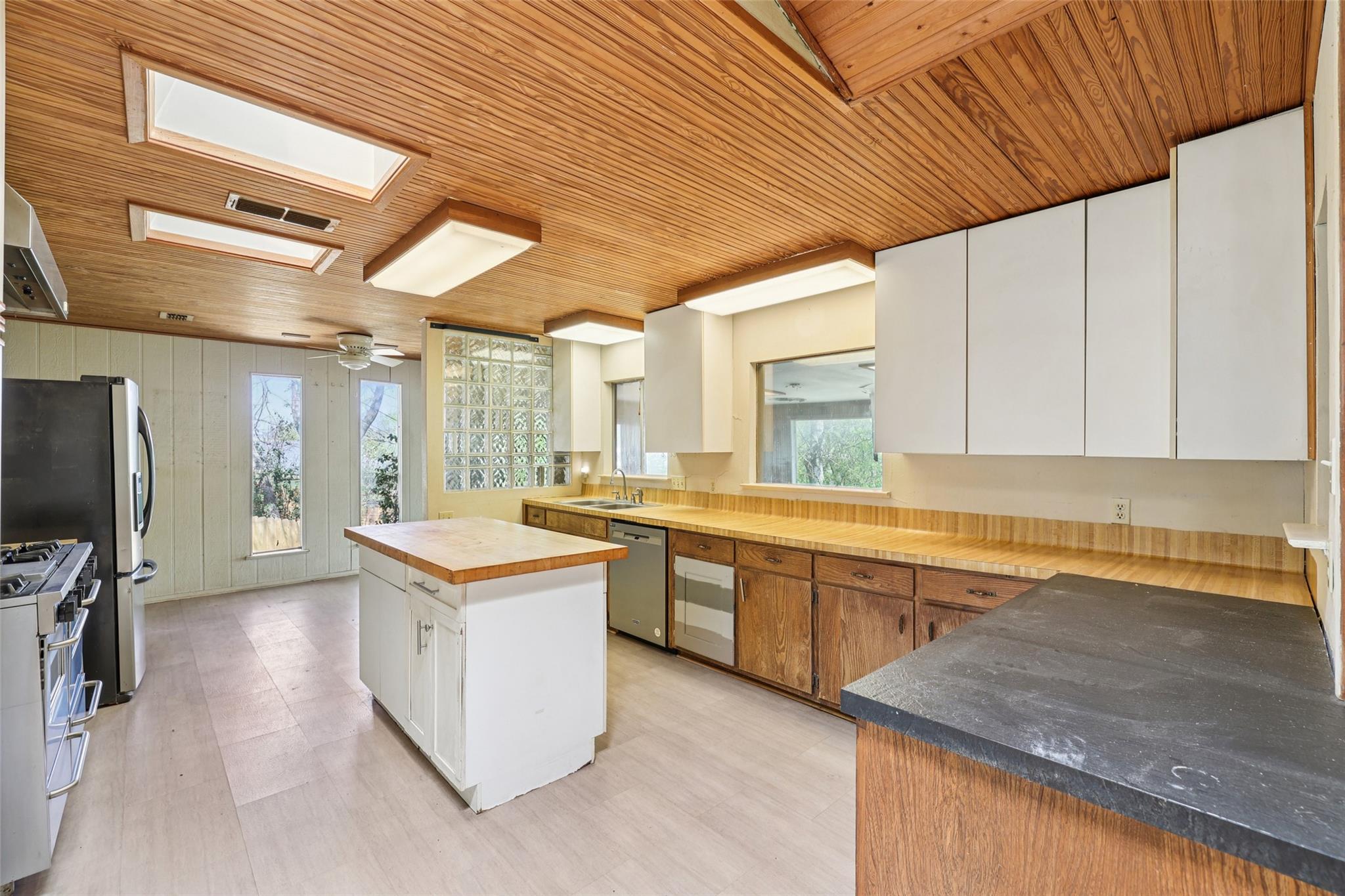 2204 Bahia Circle Austin TX 78741