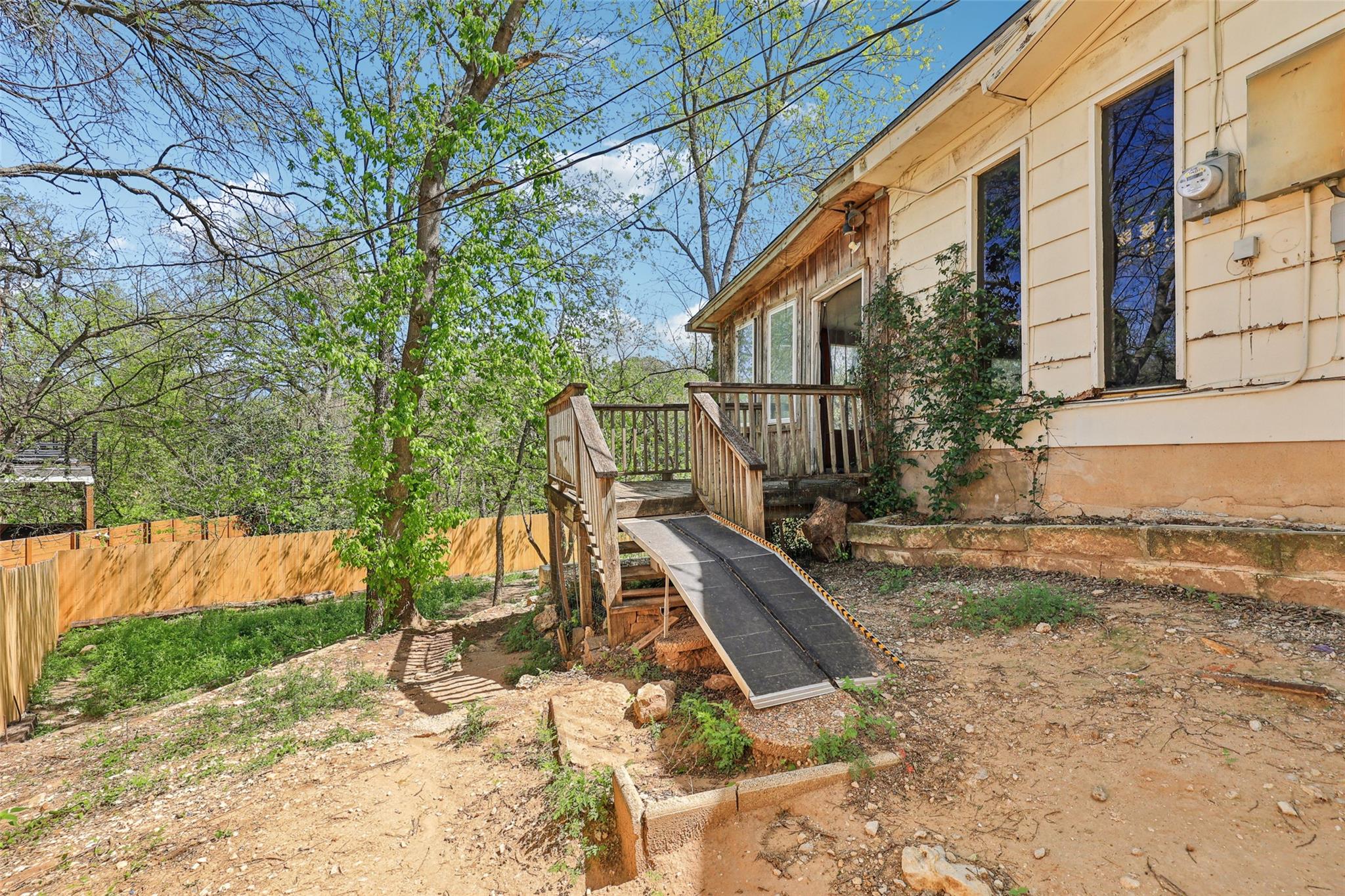 2204 Bahia Circle Austin TX 78741