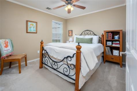 124 Yaupon Cove Kyle TX 78640