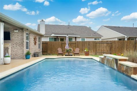 124 Yaupon Cove Kyle TX 78640