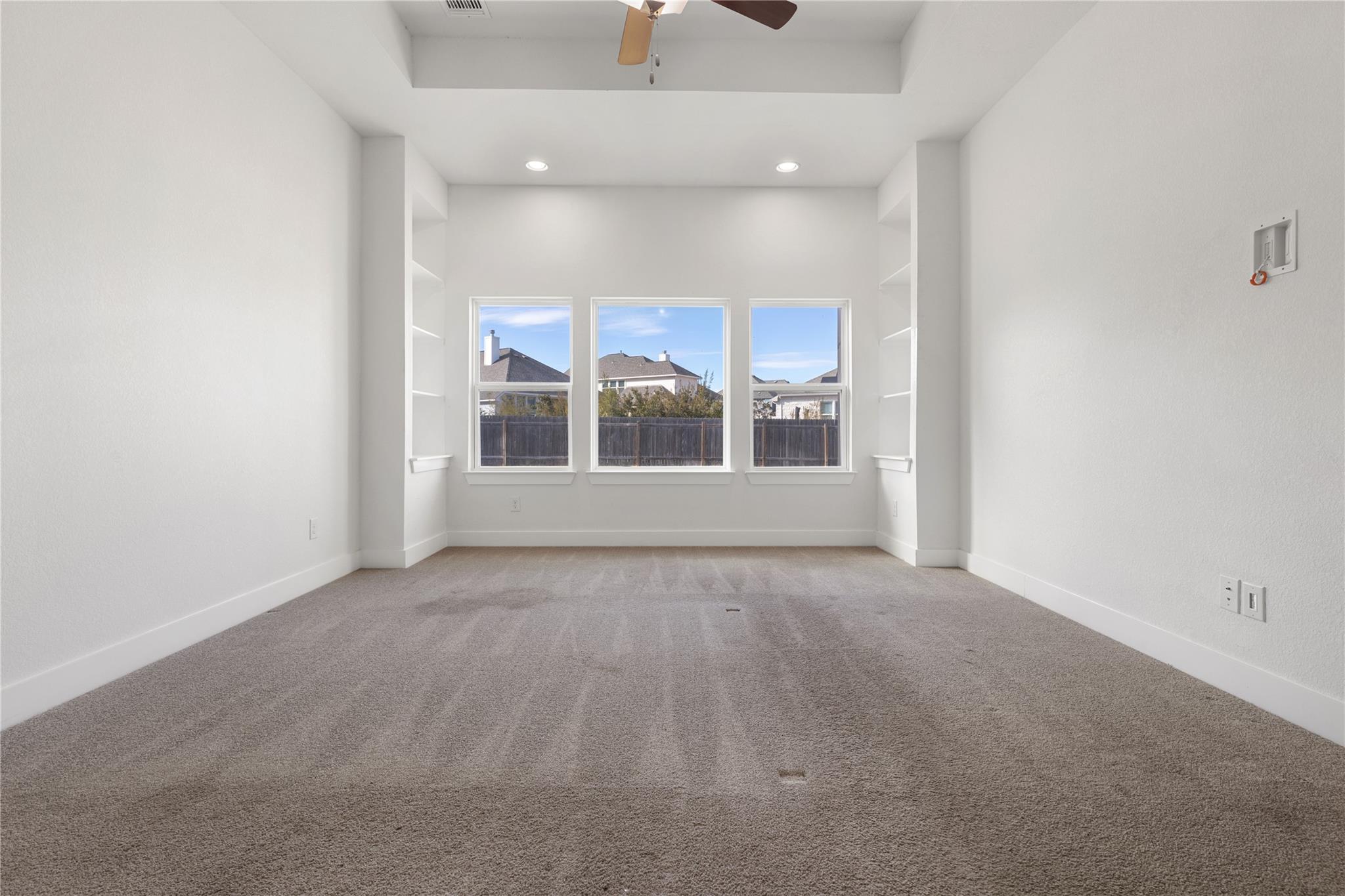 819 Great Lawn Bend Liberty Hill TX 78642