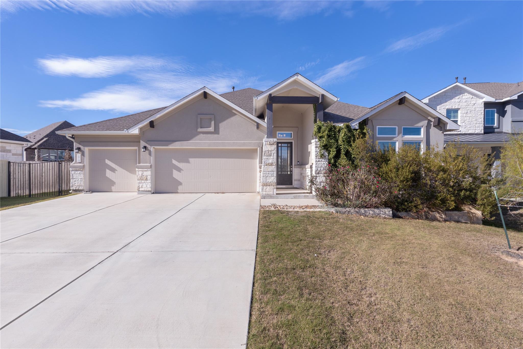 819 Great Lawn Bend Liberty Hill TX 78642