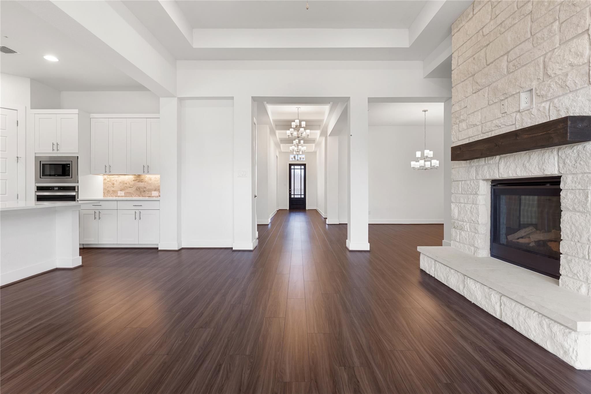 819 Great Lawn Bend Liberty Hill TX 78642