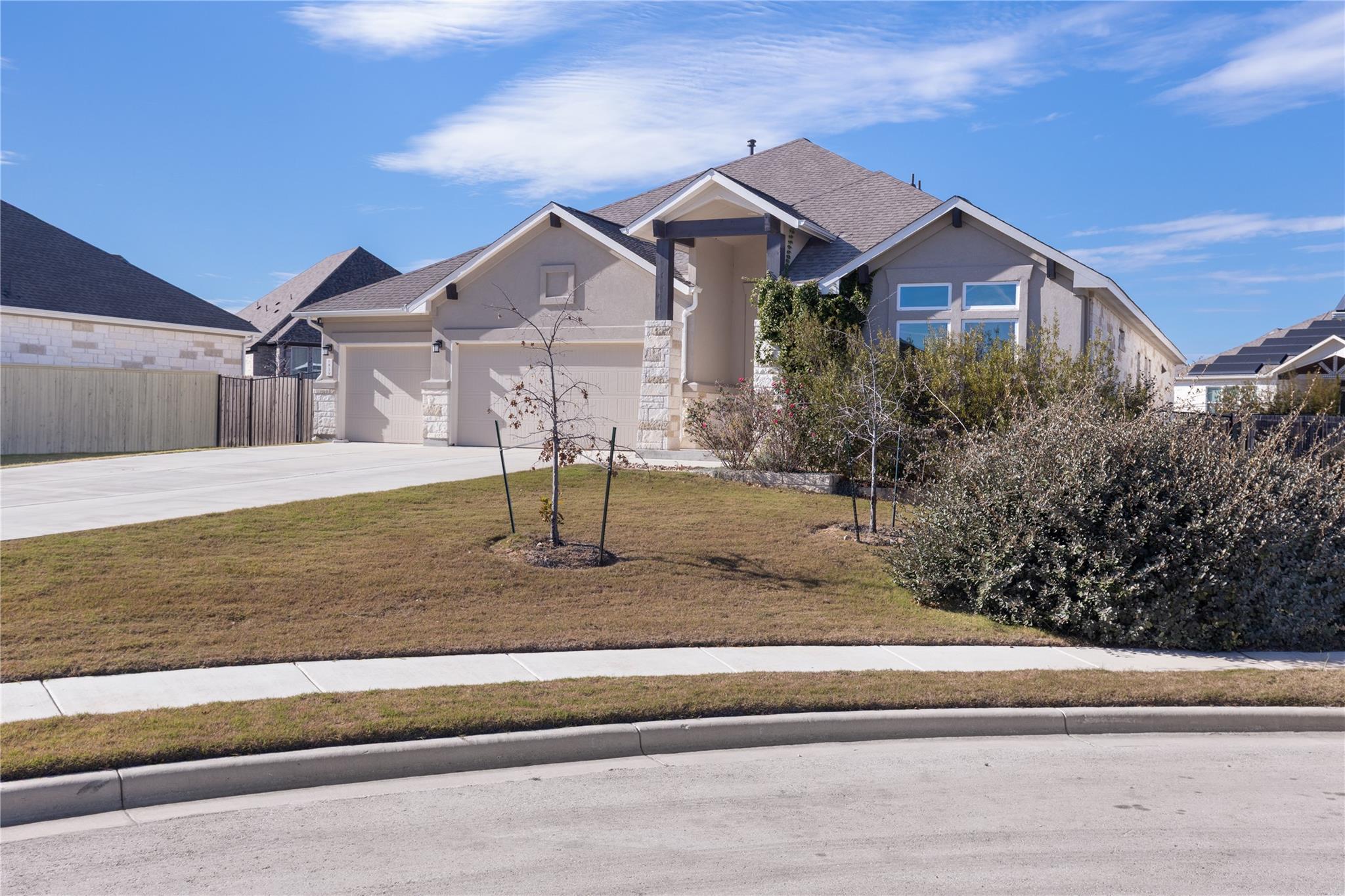 819 Great Lawn Bend Liberty Hill TX 78642