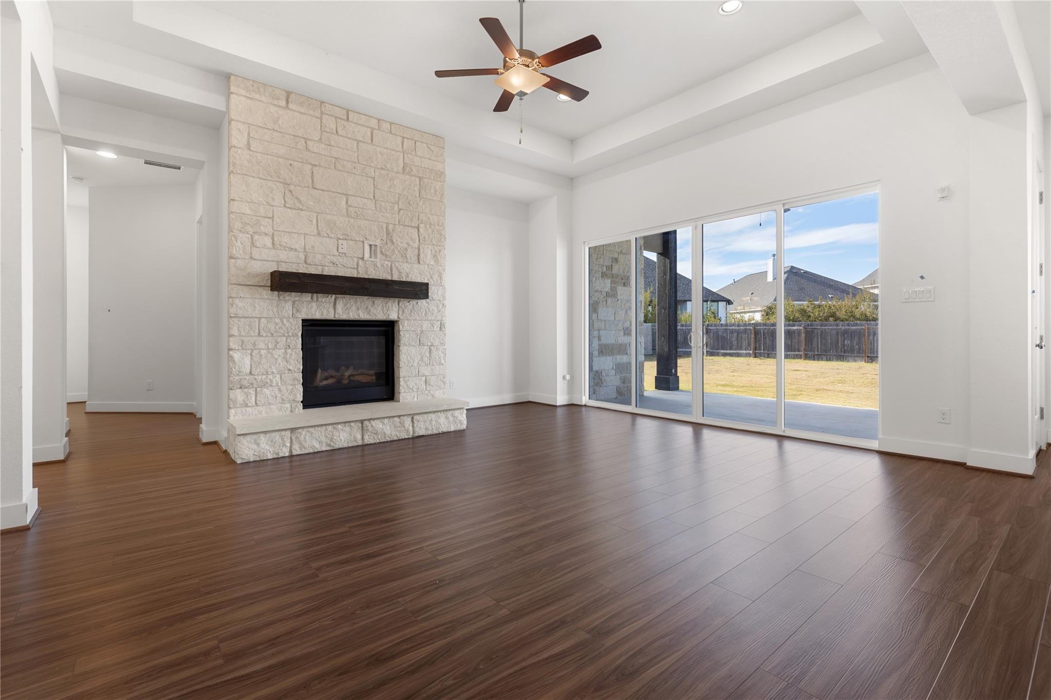 819 Great Lawn Bend Liberty Hill TX 78642