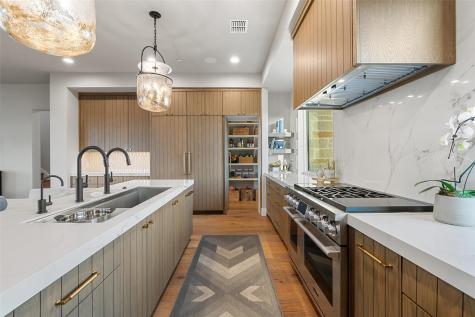 6404 Madrone Tree Lane Austin TX 78738