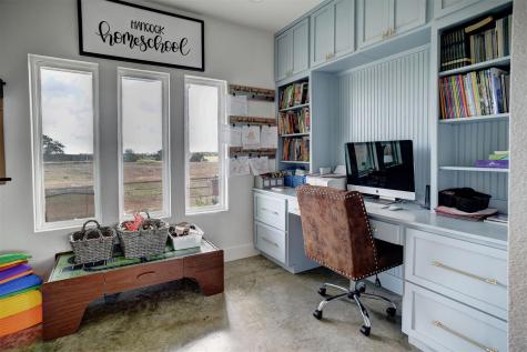 3553 Hunt Lane Waelder TX 78959