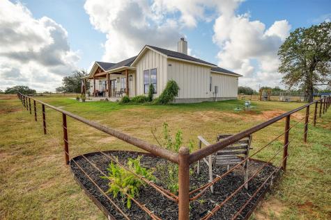 3553 Hunt Lane Waelder TX 78959
